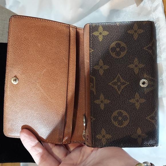Louis Vuitton Wallet Authentic Vintage - Picture 5 of 11